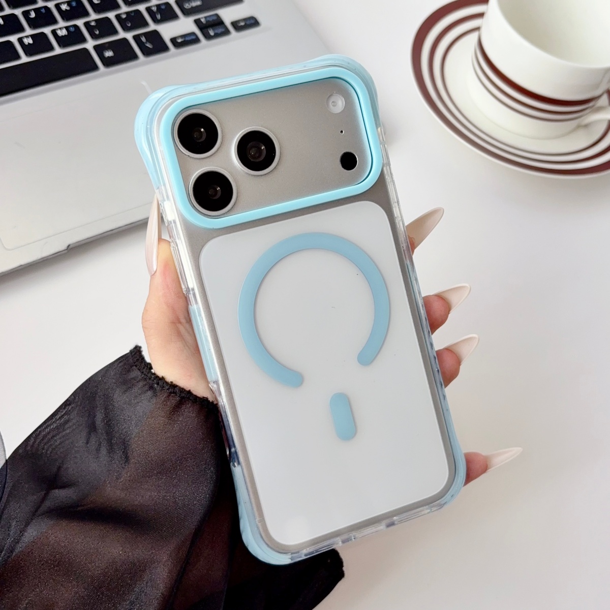 Custodia Magnetica Trasparente - Magsafe Wireless Charger recensione e prezzo