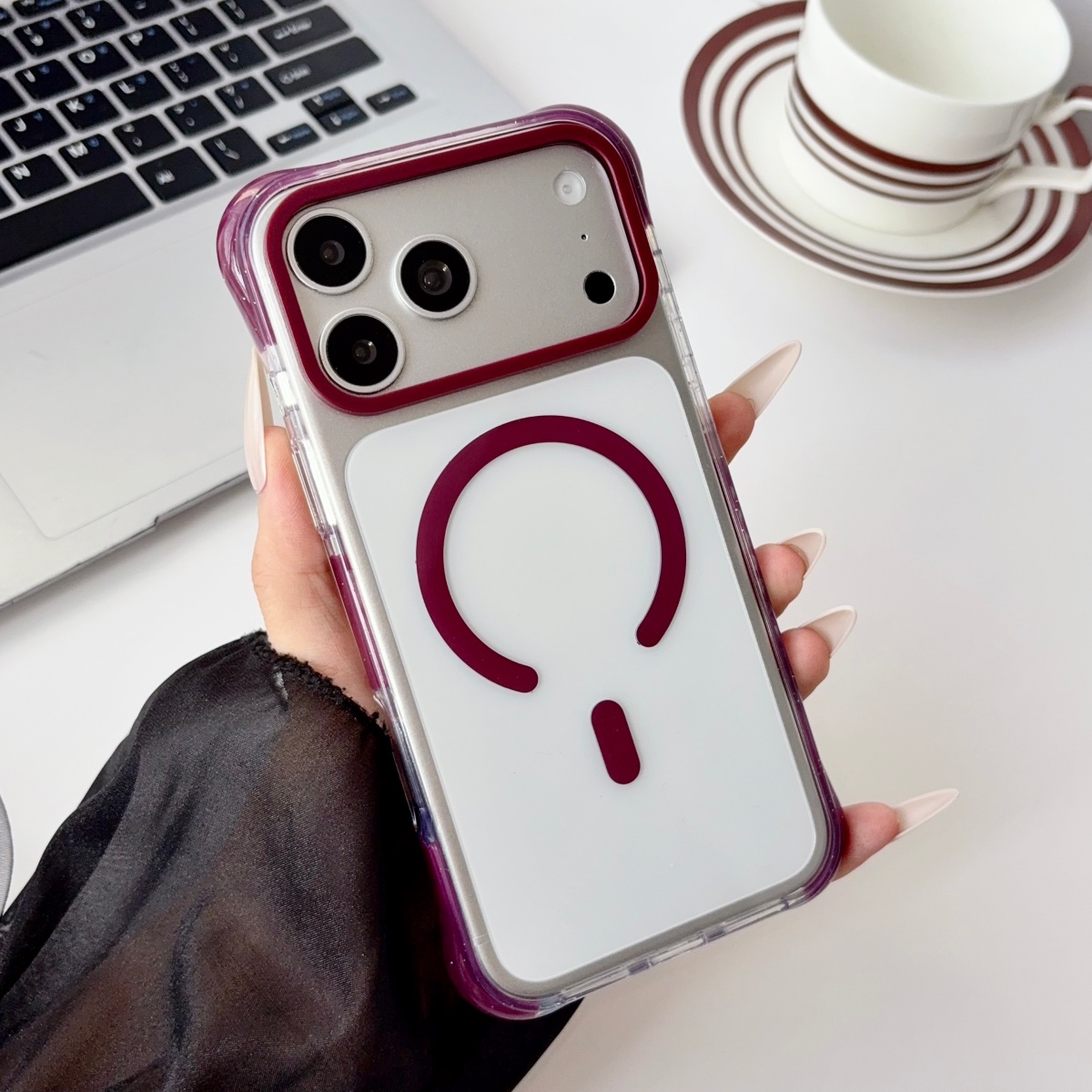 Custodia Magnetica Trasparente - Magsafe Wireless Charger recensione e prezzo