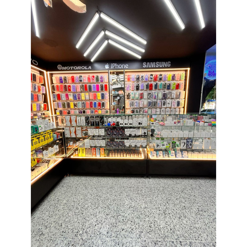 Design d'Interni Moderno per N - Phone Accessories Design Shop recensione e prezzo